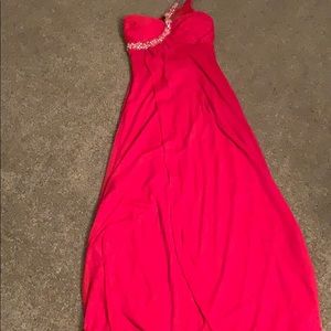 Red prom dress